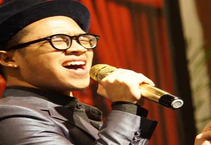 Fund Raising Eddy Silitonga