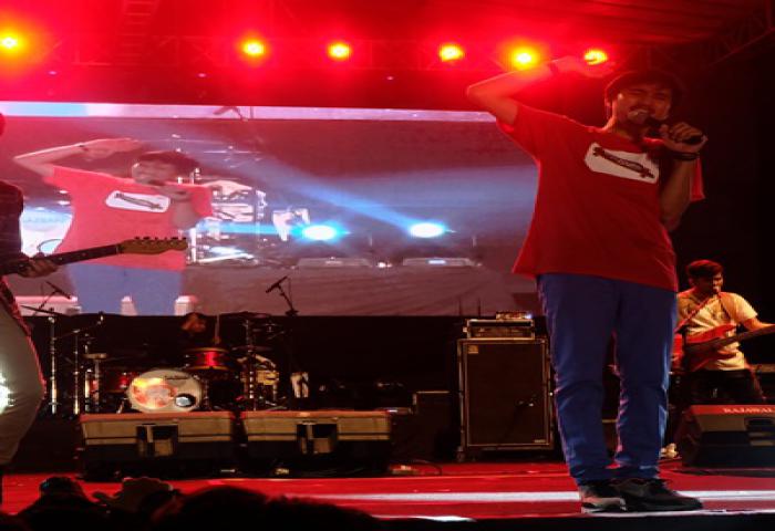 Sheila On 7 Konser di Seven Dream City