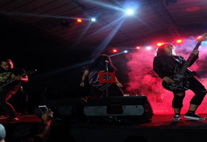 Kotak Pentas di Jember