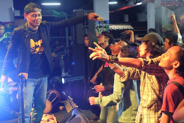 #KONSERASIK201 Panser Production di Seven Dream City