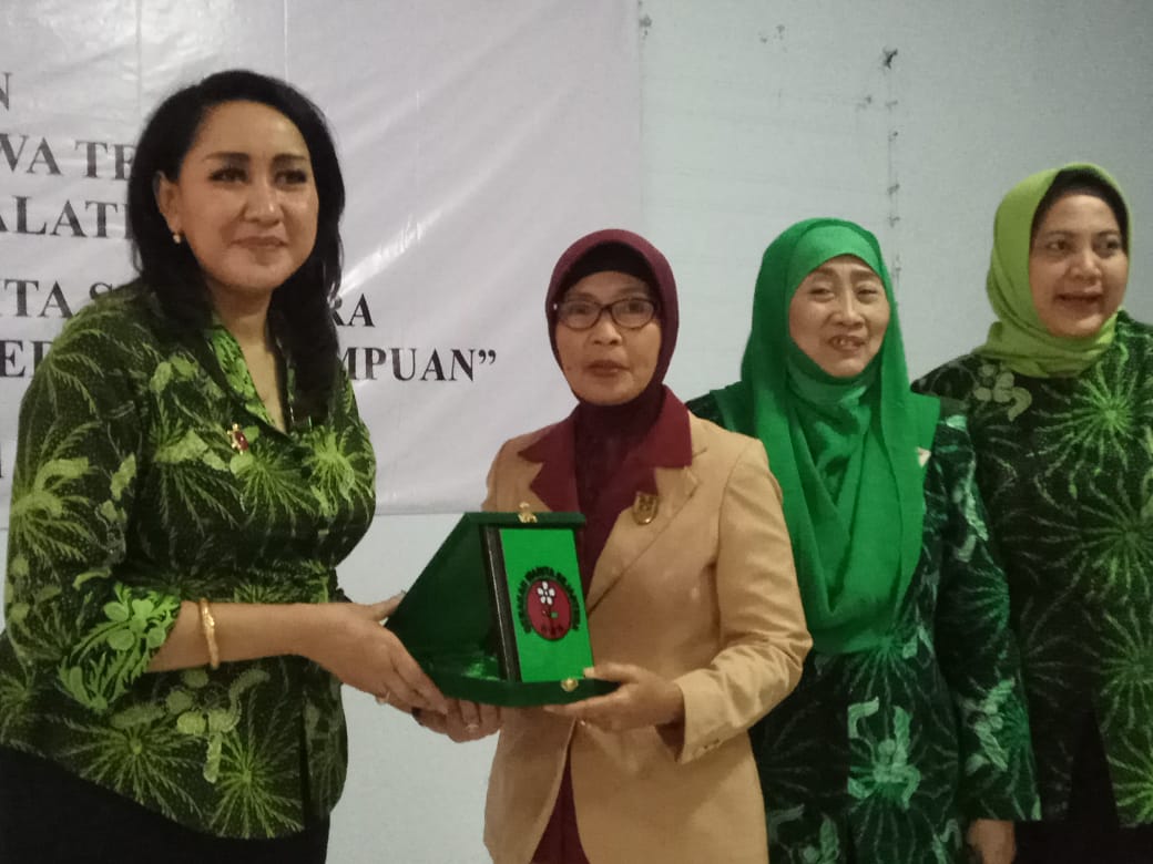 Pelantikan Pengurus Gerakan Wanita Sejahtera  DPW Propinsi Jawa Tengah