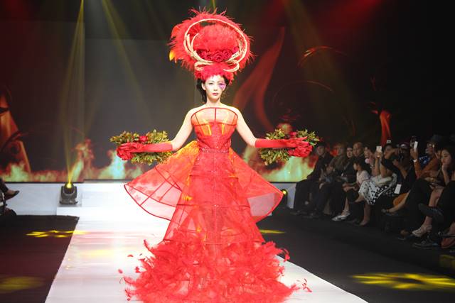 Fashion Show Home Smile Florist 