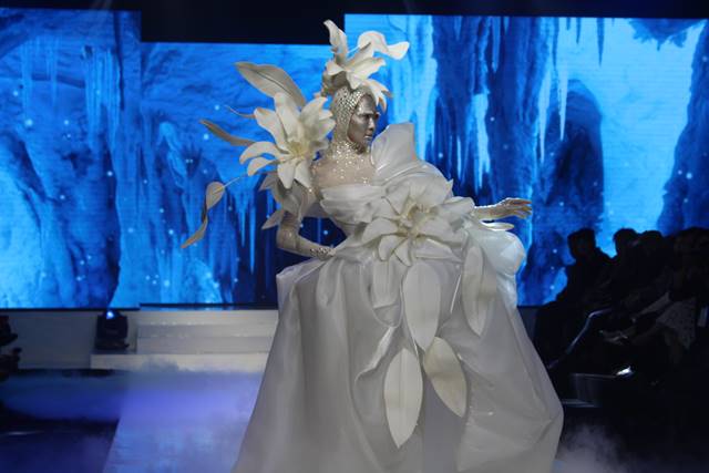 Fashion Show Home Smile Florist 