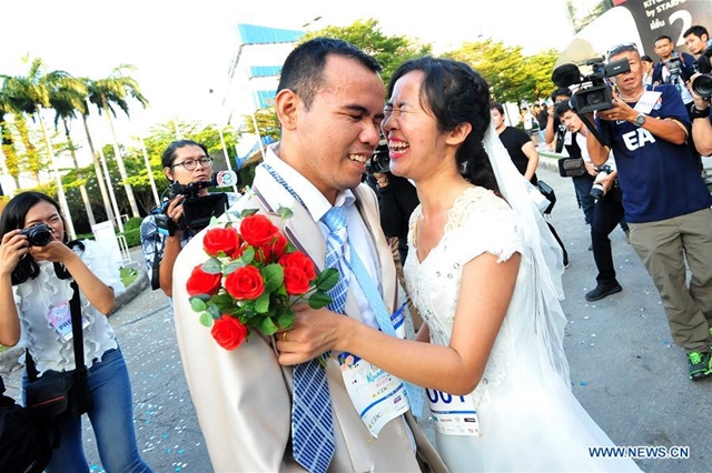 Kontes Lari Calon Pengantin di Bangkok