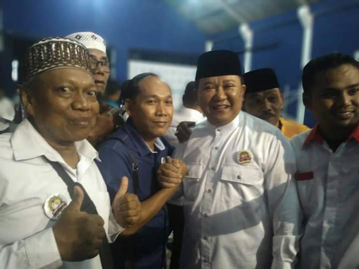 Pertemuan Masyarakat dan Relawan Bakal Calon Bupati Hendy Siswanto