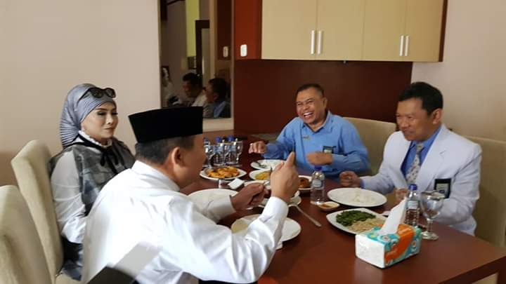 Aktifitas Hendy Siswanto Cek Rutin Kesehatan di RS Jember Klinik