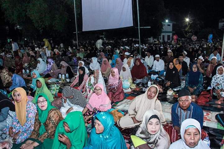 Manaqib dan Dzikir Akbar Bersama Pondok Pesantren Al Qodiri Jember