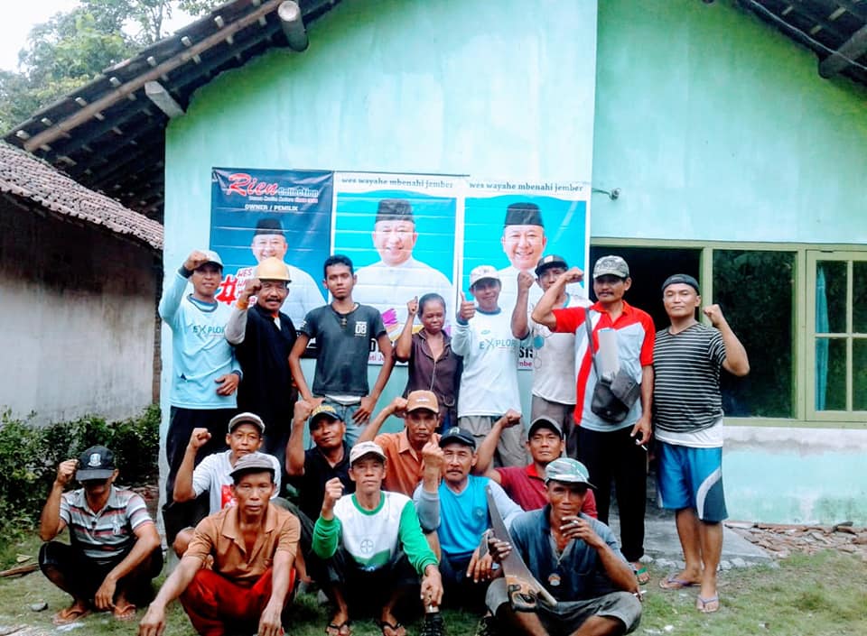 Kebersamaan Hendy Siswanto Bersama Masyarakat Umbulrejo, Jember