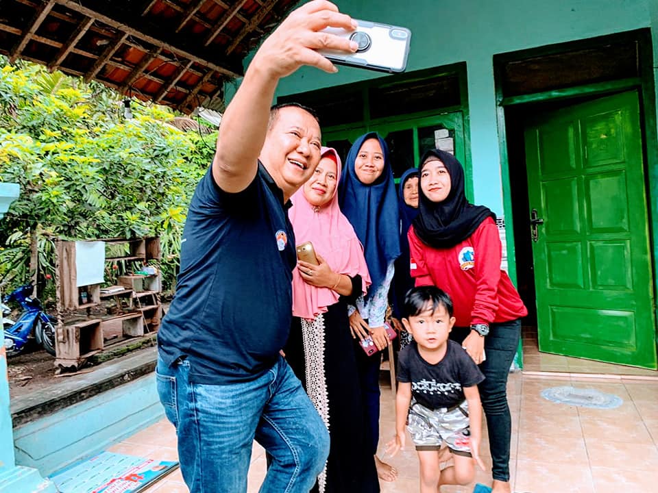 Kebersamaan Hendy Siswanto Bersama Masyarakat Umbulrejo, Jember