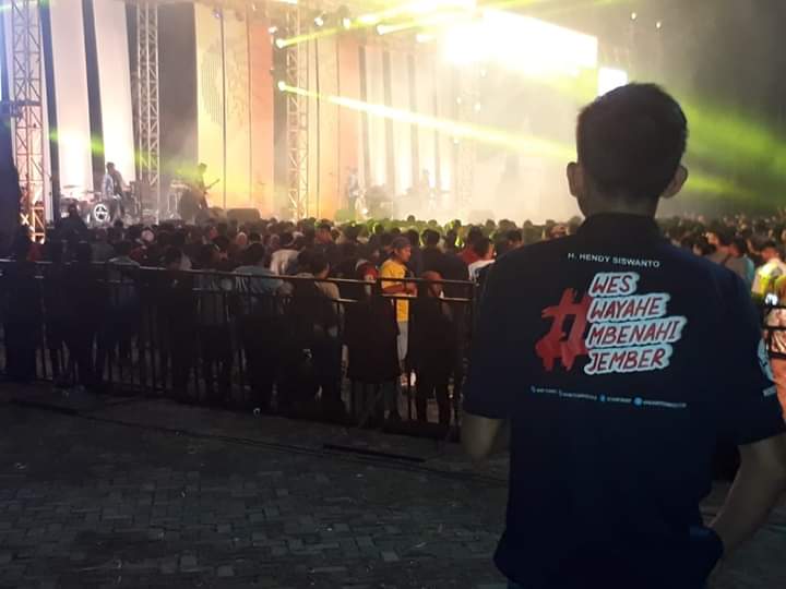 Hendy Siswanto dalam Konser Didi Kempot di Sevendream City