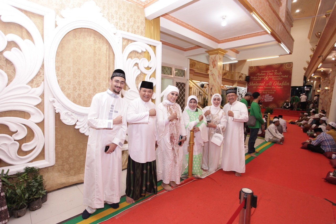 Gelar Sholawat Al Ghofilin untuk Keberkahan bagi Calon Mempelai Berlian Insyirah Azzahro dan Muhammad Nadhif Ramadhan