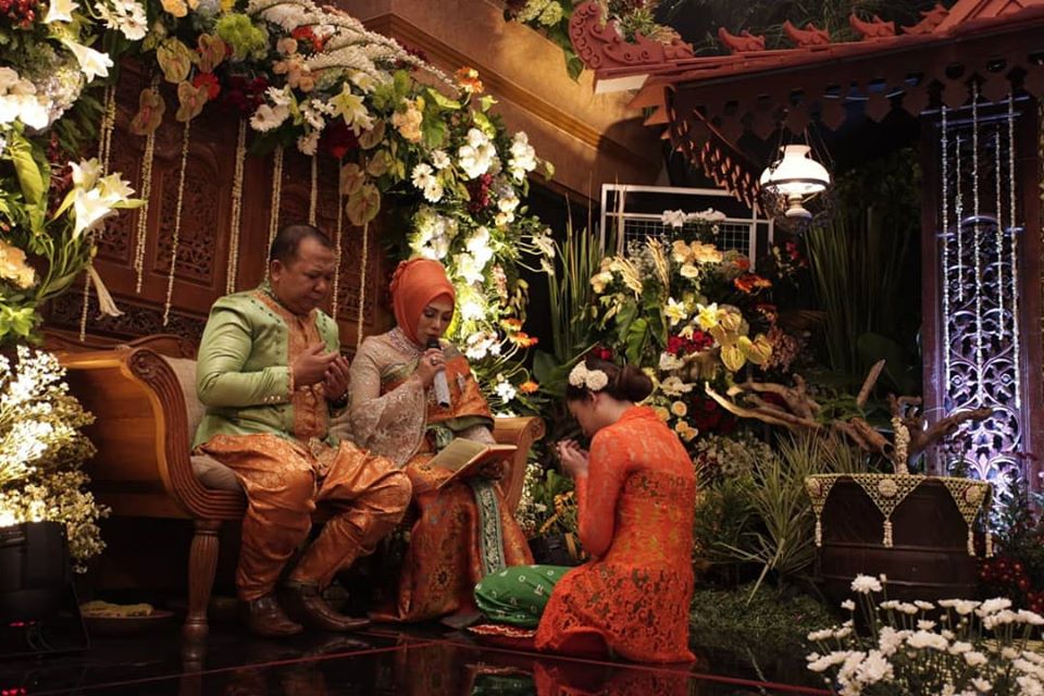 Siraman Jelang Pernikahan Putri Keempat Bakal Calon Bupati Jember Hendy Siswanto
