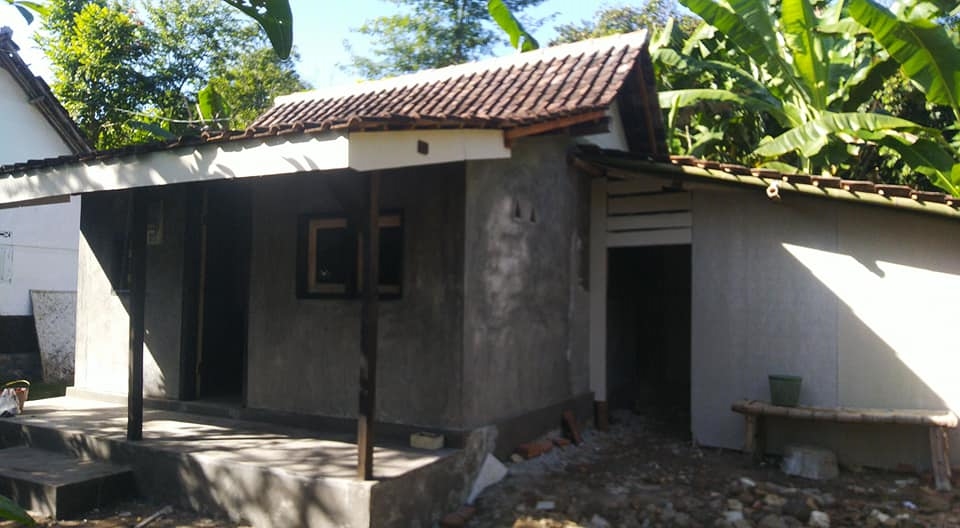 H Hendy Siswanto Bedah Rumah Nenek Raminah