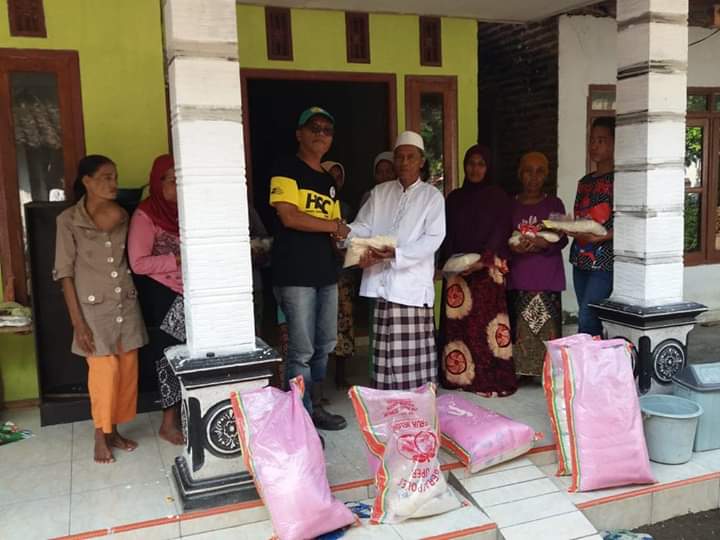 Bagikan Paket Beras, 22 Masjid dan Mushala di Mayang dan Mumbulsari Dikunjungi Tim HSC