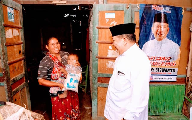 Bacabup Jember H Hendy Siswanto Larut dalam Doa Tulus Si Mbah