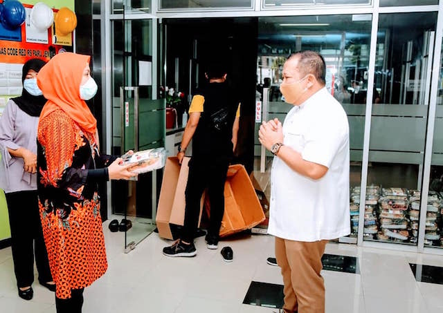Bacabup Jember Hendy Siswanto Semangati Tim Medis di RSUD dr Soebandi