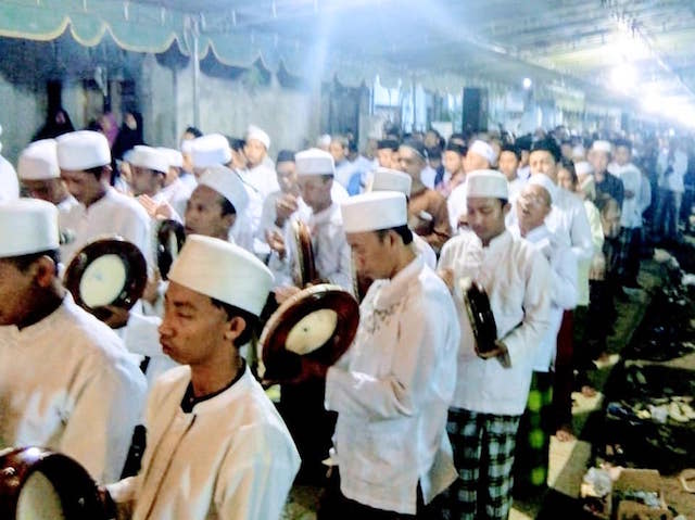 Sholawat Dipimpin Gus Baiqun Semangati Masyarakat Berjuang untuk Jember