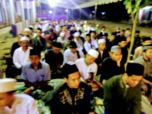 Sholawat Dipimpin Gus Baiqun Semangati Masyarakat Berjuang untuk Jember
