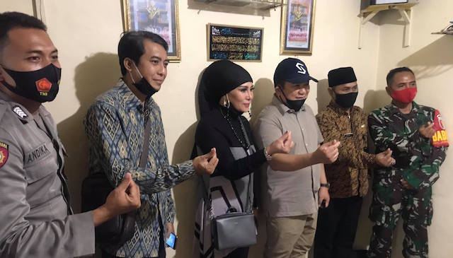 Bupati Jember Terpilih H Hendy Turun ke Warga Beri Bantuan