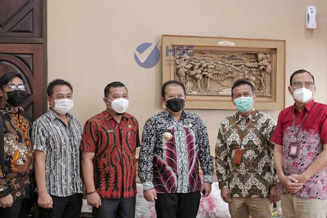 Bupati Hendy Siswanto Berkunjung ke Bank Jatim Cabang Jember