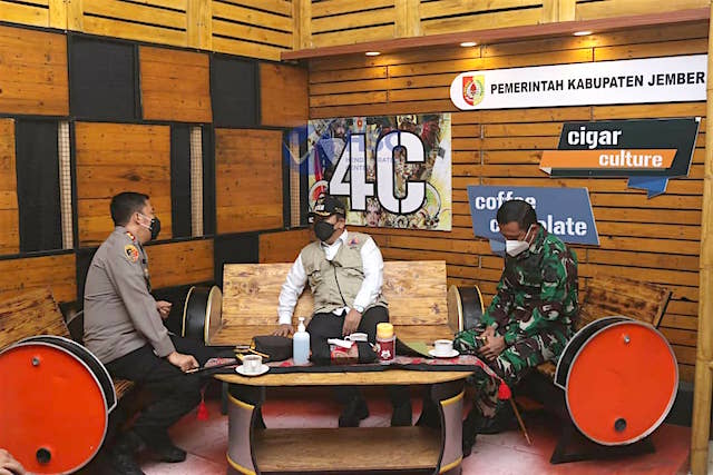 Bupati Jember Hendy Siswanto: Alun-alun Dibuka, Tapi Semua Wajib Jaga Ketat Protokol Kesehatan