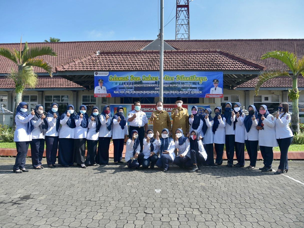 Bupati Hendy Siswanto & Wabup Firjaun Barlaman ke Dinas Perhubungan Jember