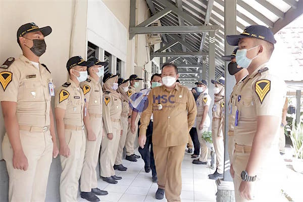 Bupati Hendy Siswanto & Wabup Firjaun Barlaman ke Dinas Perhubungan Jember