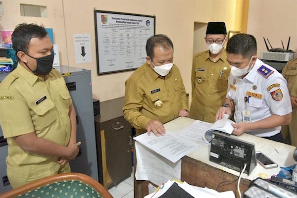 Kepala Daerah Hendy & Firjaun Motivasi Insan Diskominfo Persembahkan yang Terbaik bagi Jember Bangkit