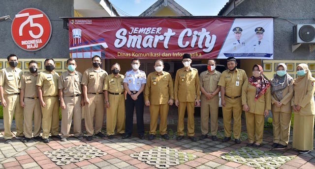 Kepala Daerah Hendy & Firjaun Motivasi Insan Diskominfo Persembahkan yang Terbaik bagi Jember Bangkit