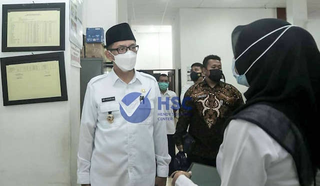 Di Disdukcapil Jember, Bupati & Wabup: Kita Berikan Hak Warga Urus KTP, KK & Surat Lainnya Cepat, Praktis & Efektif