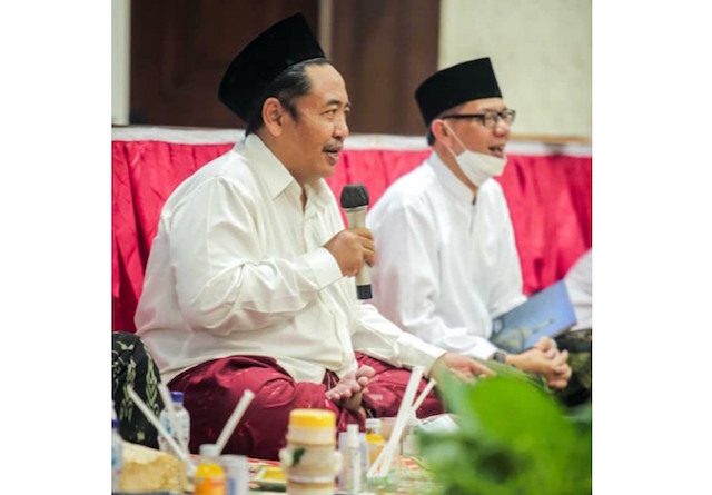 Wabup Jember MB Firjaun Barlaman Hadiri Penutupan Pengajian Kitab Hikam di Pendopo Wahyawibawagraha