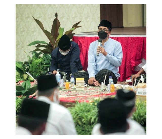 Wabup Jember MB Firjaun Barlaman Hadiri Penutupan Pengajian Kitab Hikam di Pendopo Wahyawibawagraha