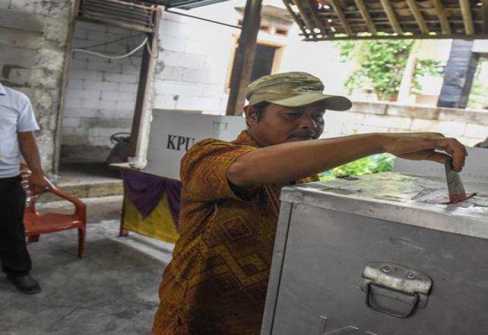 Pemilihan Ulang Di Teluk Naga