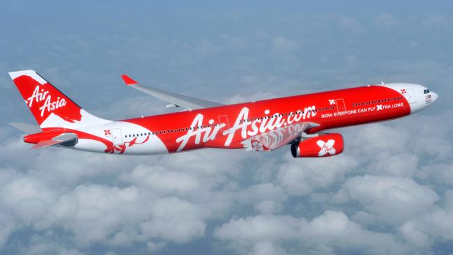 Roberto Carlos Jadi Duta Global Terbaru AirAsia