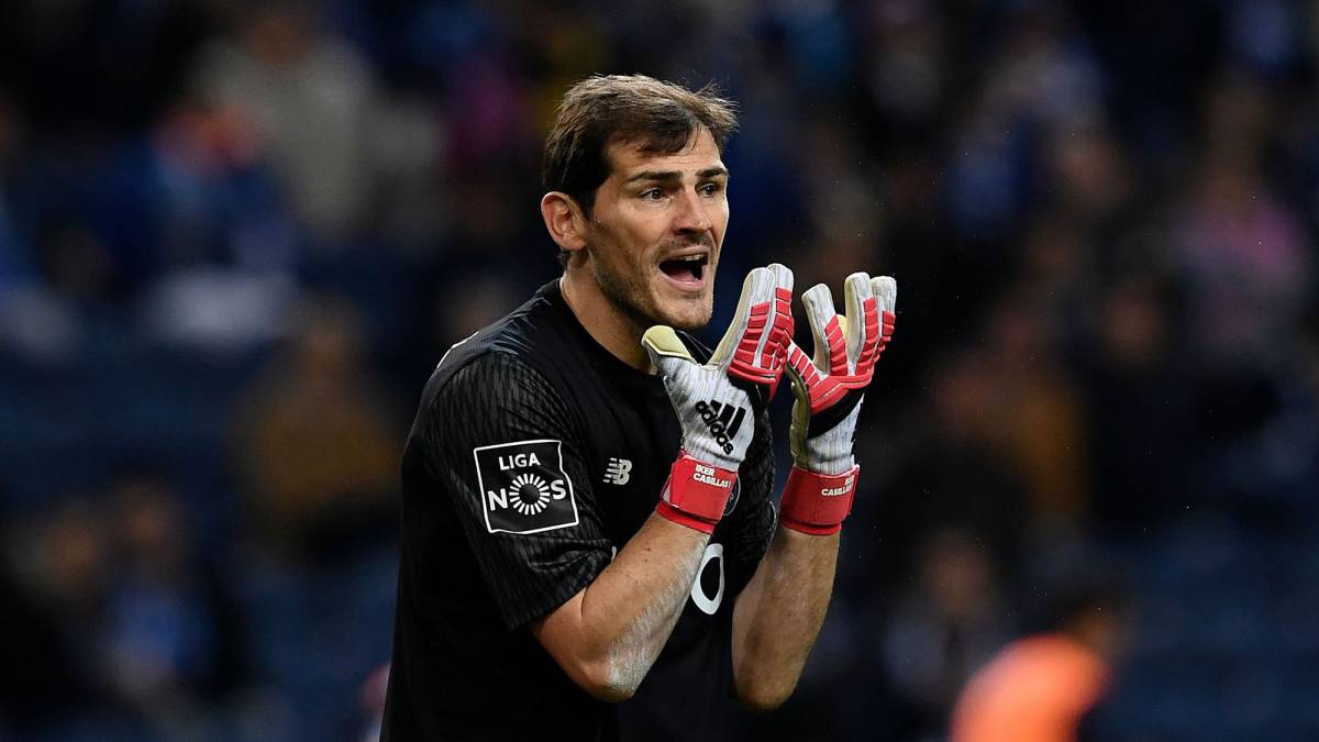 Meski Tim-nya Kalah, Kiper Iker Casillas Mainkan Pertandingan ke-1000