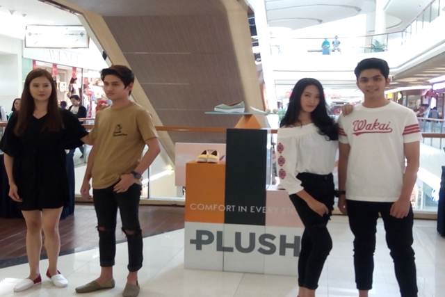 Sepatu Ringan ini Nyaman Untuk Perempuan Aktif