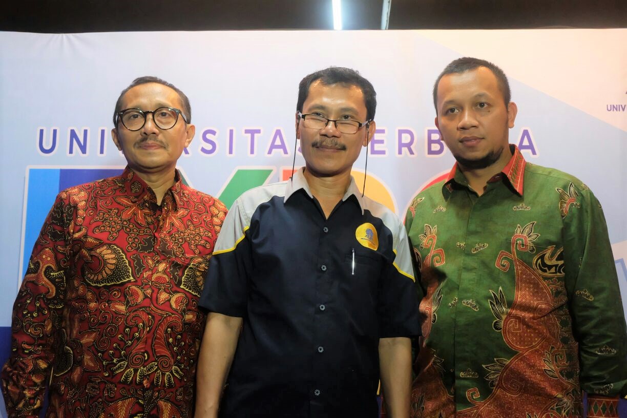 Senangnya ‘Kuliah Zaman Now’, Bisa Ujian di Mana Saja