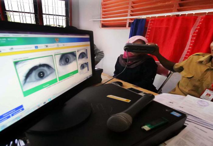 Anggota DPR: Kemendagri Harus Jemput Bola untuk Kebijakan e-KTP
