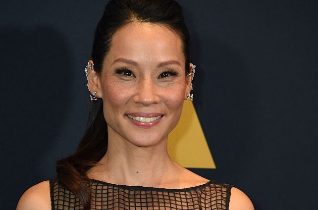 Aktris Lucy Liu Dapat Hollywood Walk of Fame