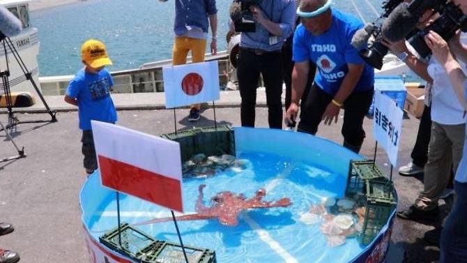 Gurita Peramal dari Jepang Berubah Jadi Sashimi