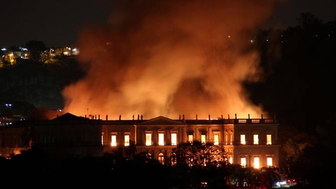Museum Nasional Berusia 200 Tahun di Brasil Dilalap Jago Merah