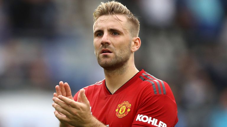 Bek MU Luke Shaw Absen Lawan Watford