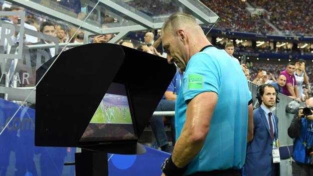 VAR Akan Digunakan di Liga Champions Musim Depan