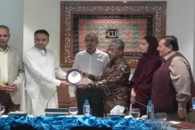 Indonesia dan Pakistan Dorong Perdagangan Selain Kepala Sawit