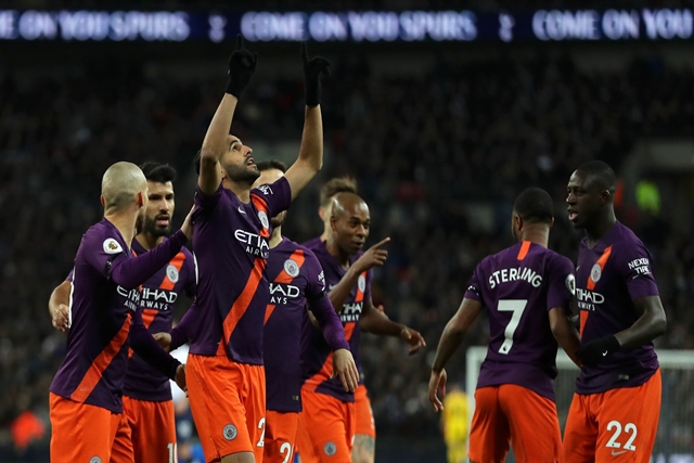 Mahrez Dedikasikan Golnya di Wembley untuk Vichai