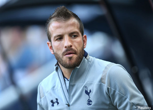 Van der Vaart Umumkan Pensiun Dari Sepakbola
