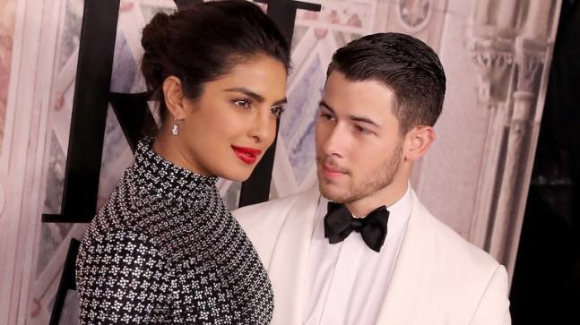 Nick Jonas dan Priyanka Chopra Kantongi Surat Nikah