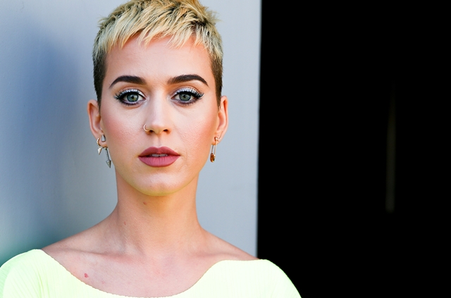 Katy Perry Peringkat Atas Penyanyi dengan Bayaran Tertinggi