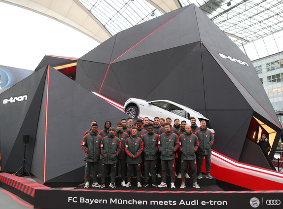 Bermitra dengan Audi, Bayern Munchen Jajal Audi E-tron