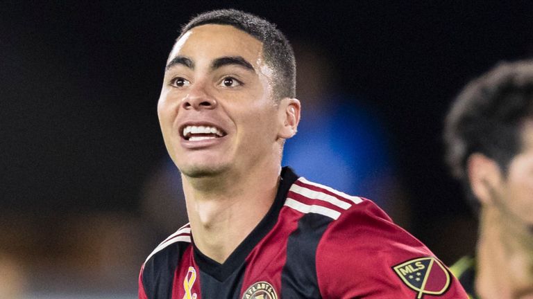 Pemain Termahal Newcastle United Almiron Siap Berlaga